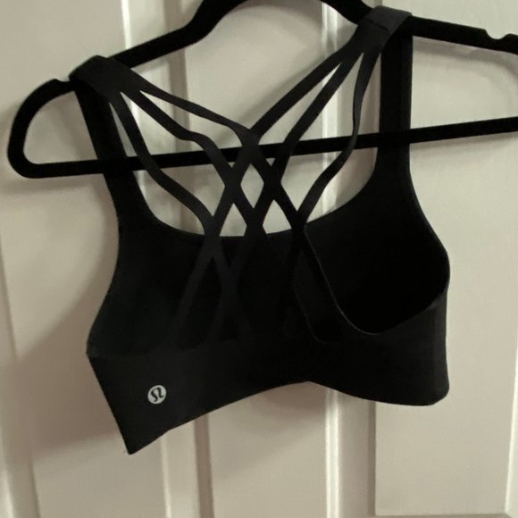 Lululemon Sports Bra, Shorts and leggings - Picture 5 of 6